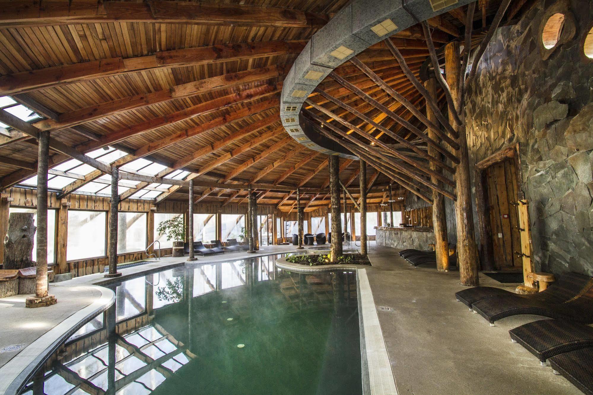Huilo Huilo Nawelpi Lodge Puerto Fuy Luaran gambar